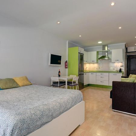 Appartement 071 - Beachside Studio Perfect For A Family Getaway à Torremolinos Extérieur photo