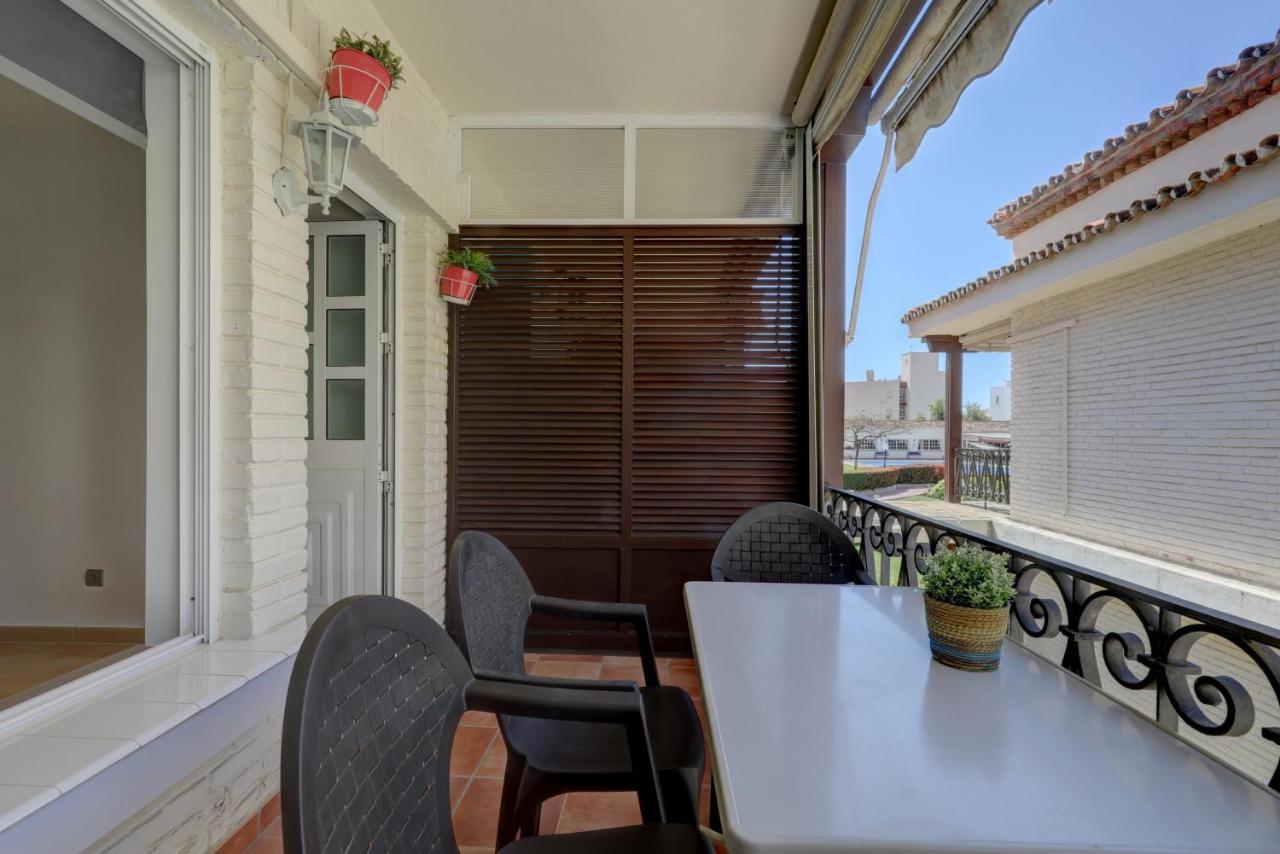 Appartement 071 - Beachside Studio Perfect For A Family Getaway à Torremolinos Extérieur photo