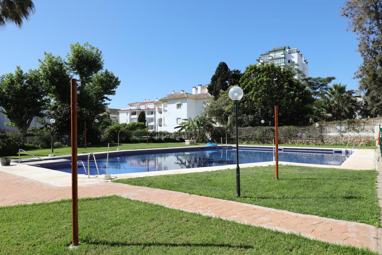 Appartement 071 - Beachside Studio Perfect For A Family Getaway à Torremolinos Extérieur photo